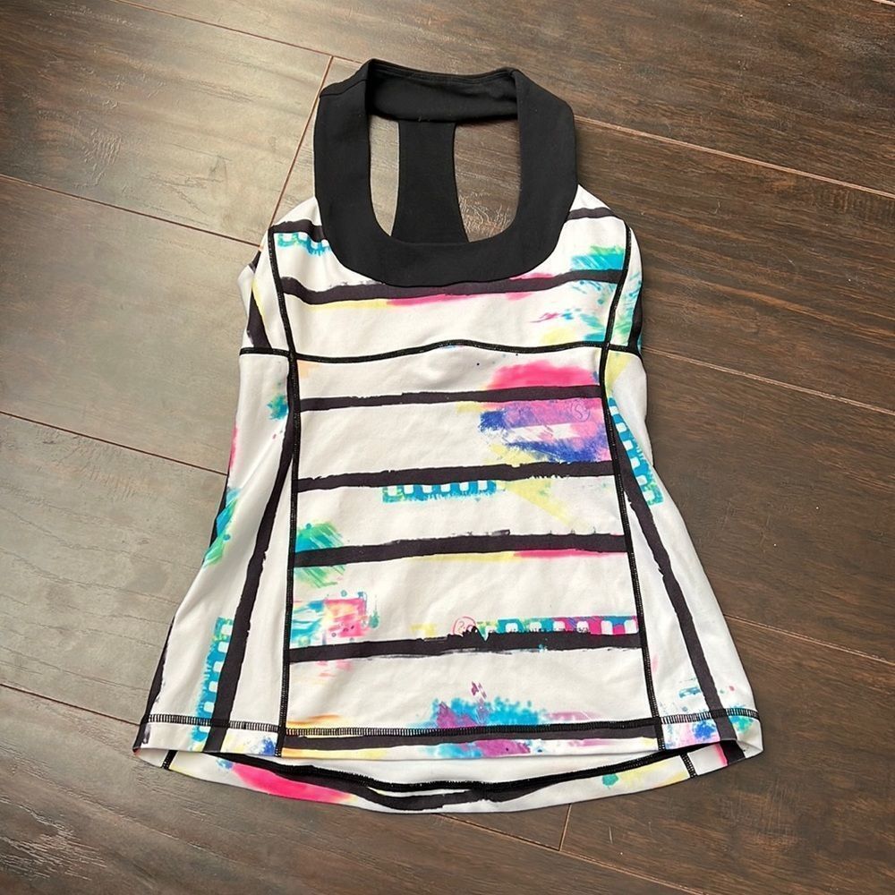 Lululemon White scoop neck tank with paint splatter